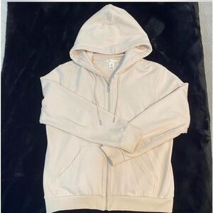 H&M• Zip-Up